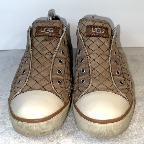 UGG Laela Quilted Nubuck  Sheepskin Leather Slip-on Sneaker size 8 - Picture 2 of 12
